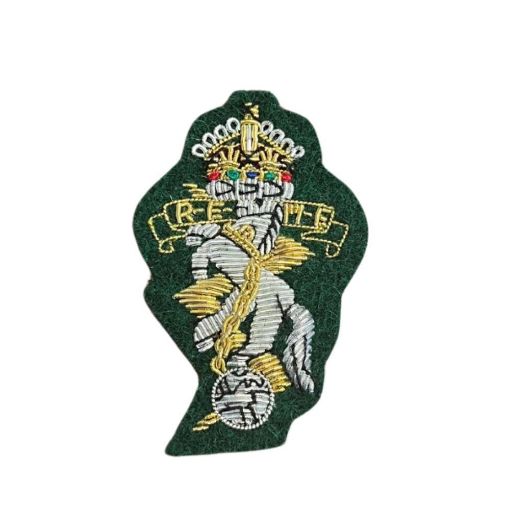 Picture of REME Beret Badge - B/W - Sil Cut - Command Green Ground - Tudor Crown