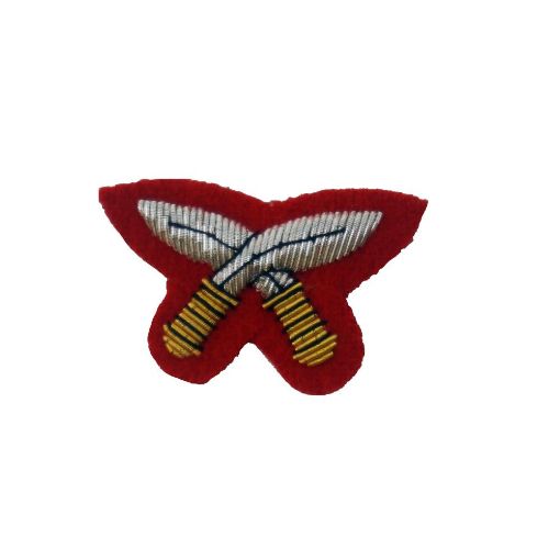 Picture of Mess Dress - GSPS and QGE Cross Kukris - Gold on Scarlet
